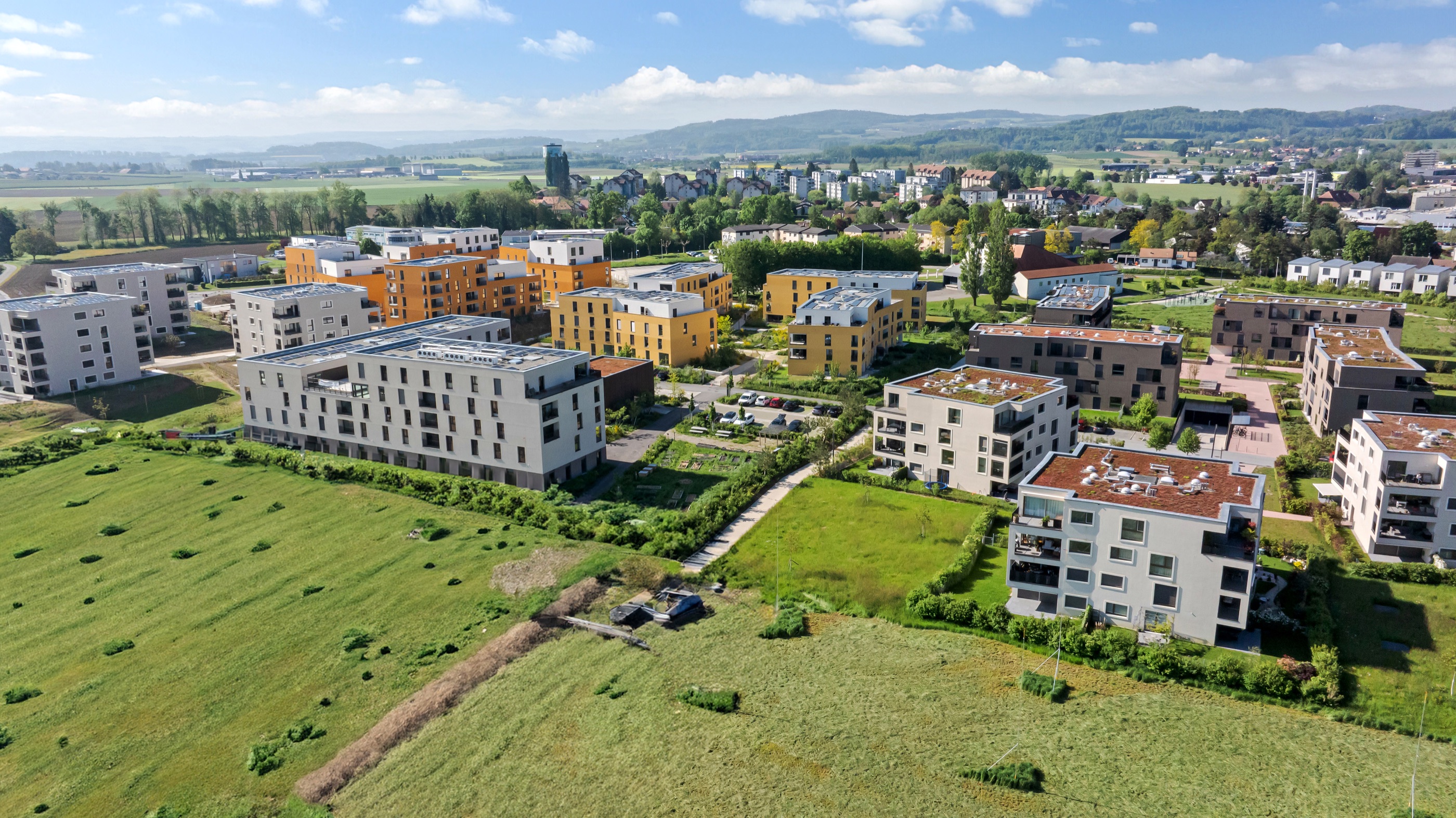 Vue aérienne des Portes du Lac et d’Estavayer-le-Lac